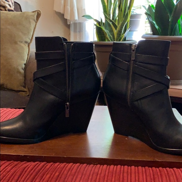 Frye wedge ankle boots 8.5 - Picture 10 of 13